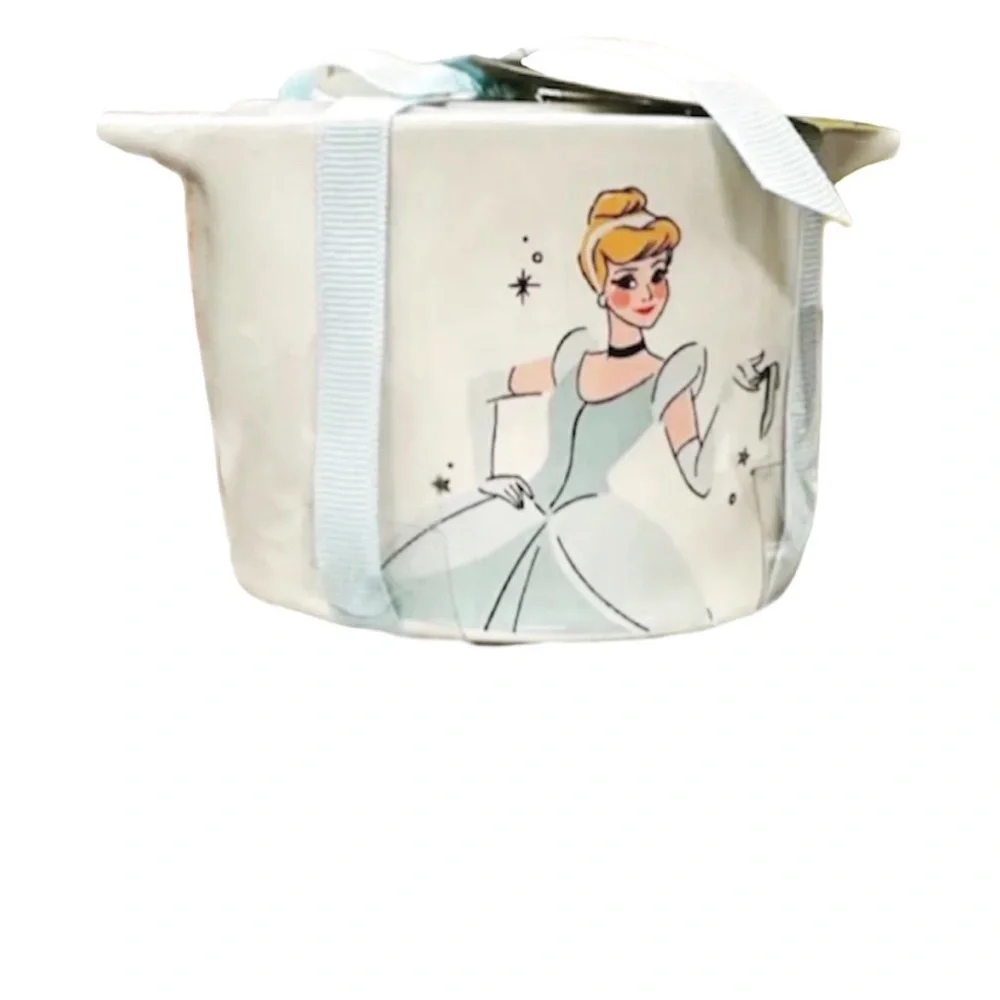 RAE DUNN CINDERELLA & ANIMAL FRIENDS Measuring Cups.